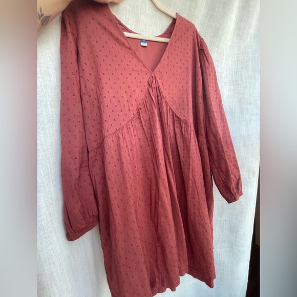 Dresses & Skirts - 3 for $15 🦋 Old Navy Long Sleeve Flowy Textured Dress Terracotta XXL
